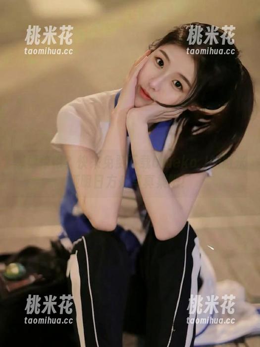 Umeko J 想要惊艳?快来免费下载Umeko J的阿米娅明日方舟写真集吧!